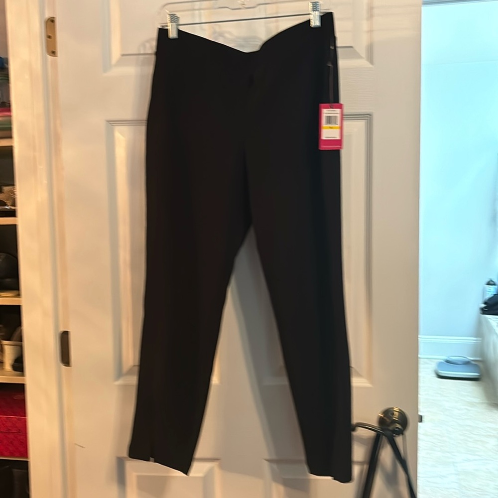 NWT VINCE CAMUTO PULL ON PANTS WITH BOTTOM SLITS